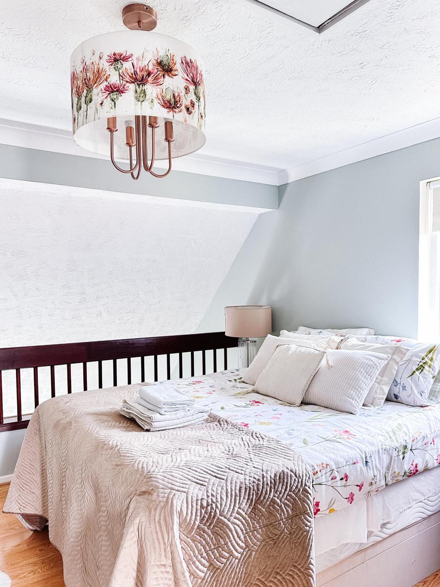 Beautiful Apartment In Guildford With Parking Send Extérieur photo